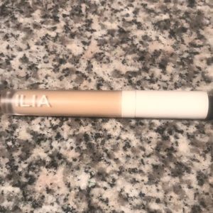 ILIA concealer